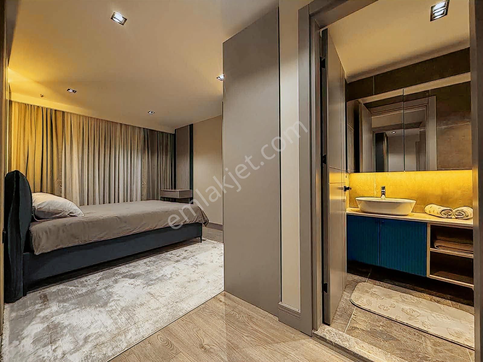 Kuşadası'nda Havuzlu Sitede Full Sıfır Eşyalı Satılık 2+1 Daire - Görsel 21