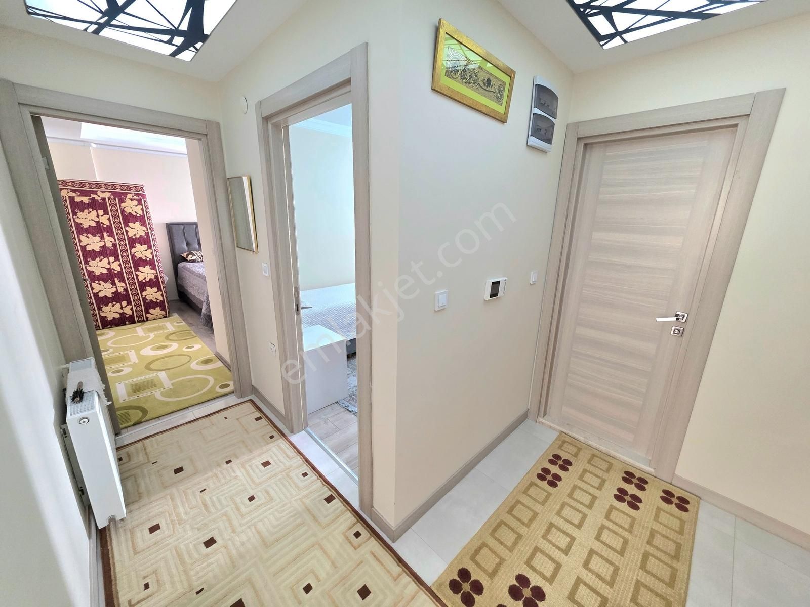 Kuşadası Merkezde 2+1 Arakat Satılık Doğalgazlı Daire - Görsel 20