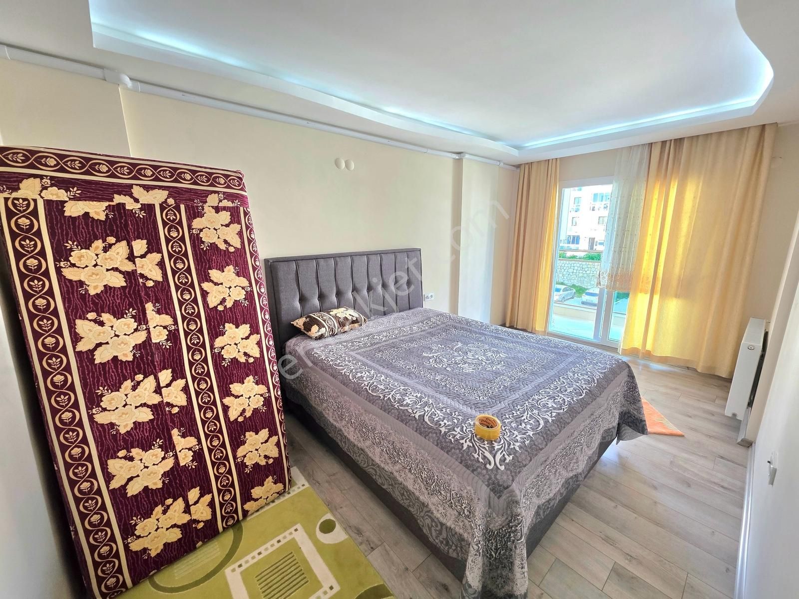 Kuşadası Merkezde 2+1 Arakat Satılık Doğalgazlı Daire - Görsel 18