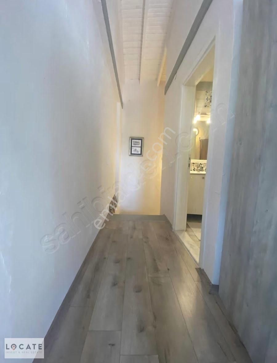 Alaçatının Kalbi Hacımemiş'te Cumbalı Müstakil Dubleks - Görsel 5