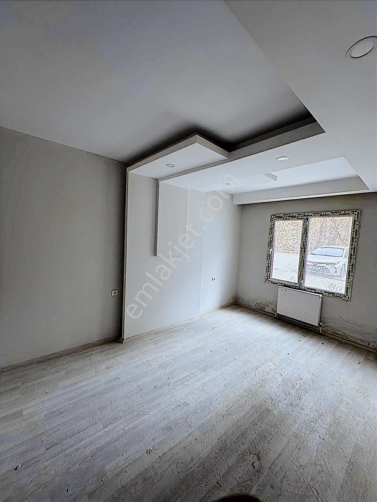 Sürer Emlak`tan Satılık Sıfır 3.5+1 Dairemiz Site İçinde Kalmakt - Görsel 4