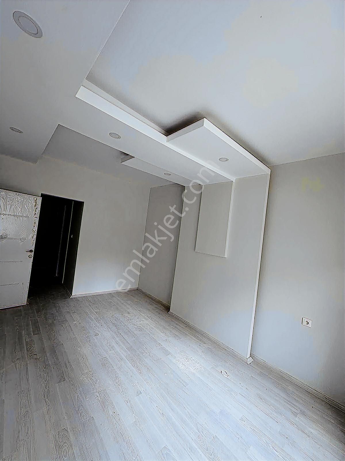 Sürer Emlak`tan Satılık Sıfır 3.5+1 Dairemiz Site İçinde Kalmakt