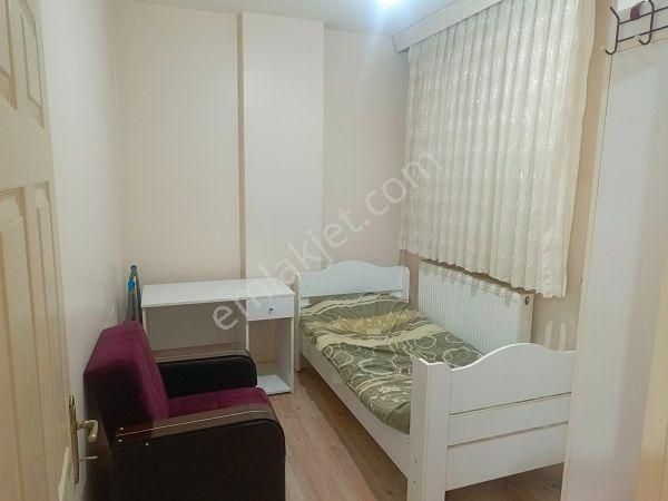 Çiftçi Emlak'tan Serdivan Bahçelievler Mh Eşyalı 2 Oda 1 Mutfak Faturalar Dahil - Görsel 8