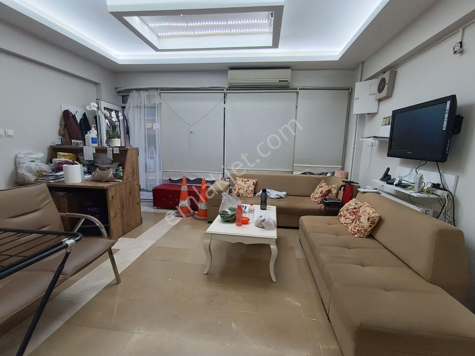Pratik Den// Beyaz Şehir De 3 Katlı Satlık Dükkan - Görsel 20