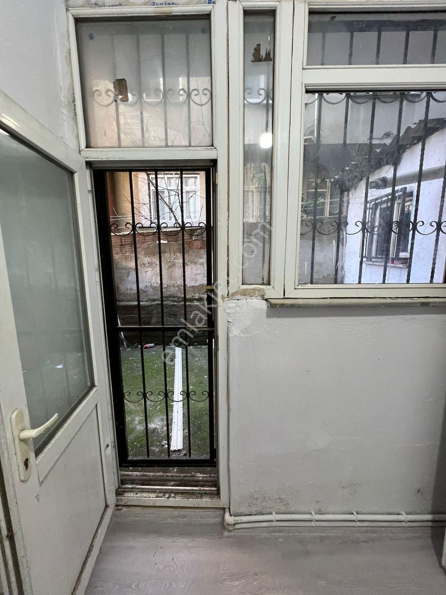 Emir Emlak 2 Den Büyük 1+1 Kiralık Daire Bekera Uygun Daire - Görsel 9