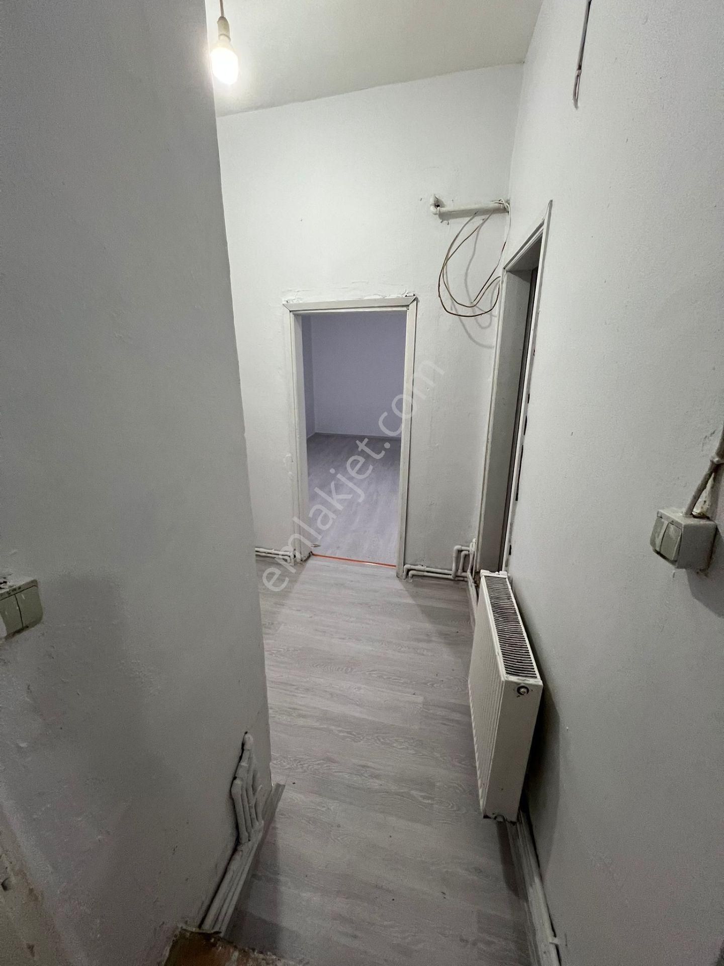 Emir Emlak 2 Den Büyük 1+1 Kiralık Daire Bekera Uygun Daire - Görsel 4