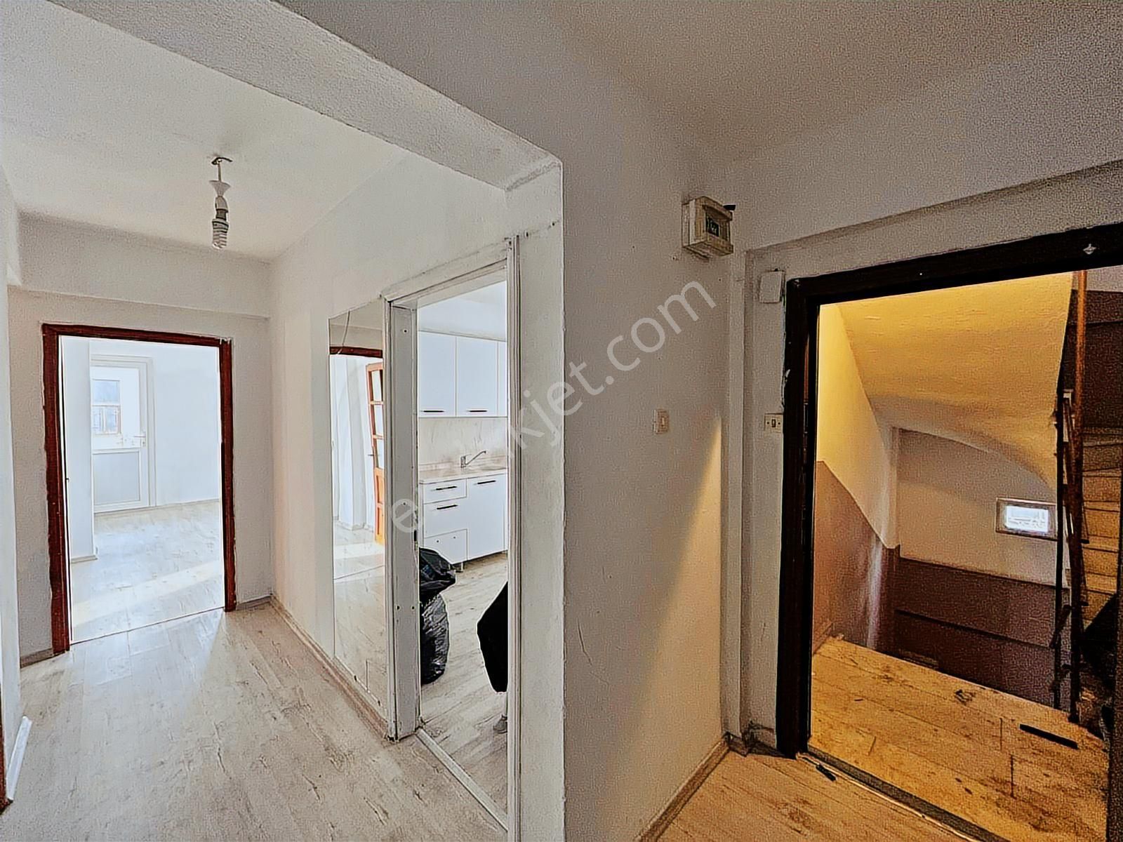 Marmaris Kemeraltı, Eski Datça Yolu Üzerinde Kiralık 2+1 Daire. - Görsel 2