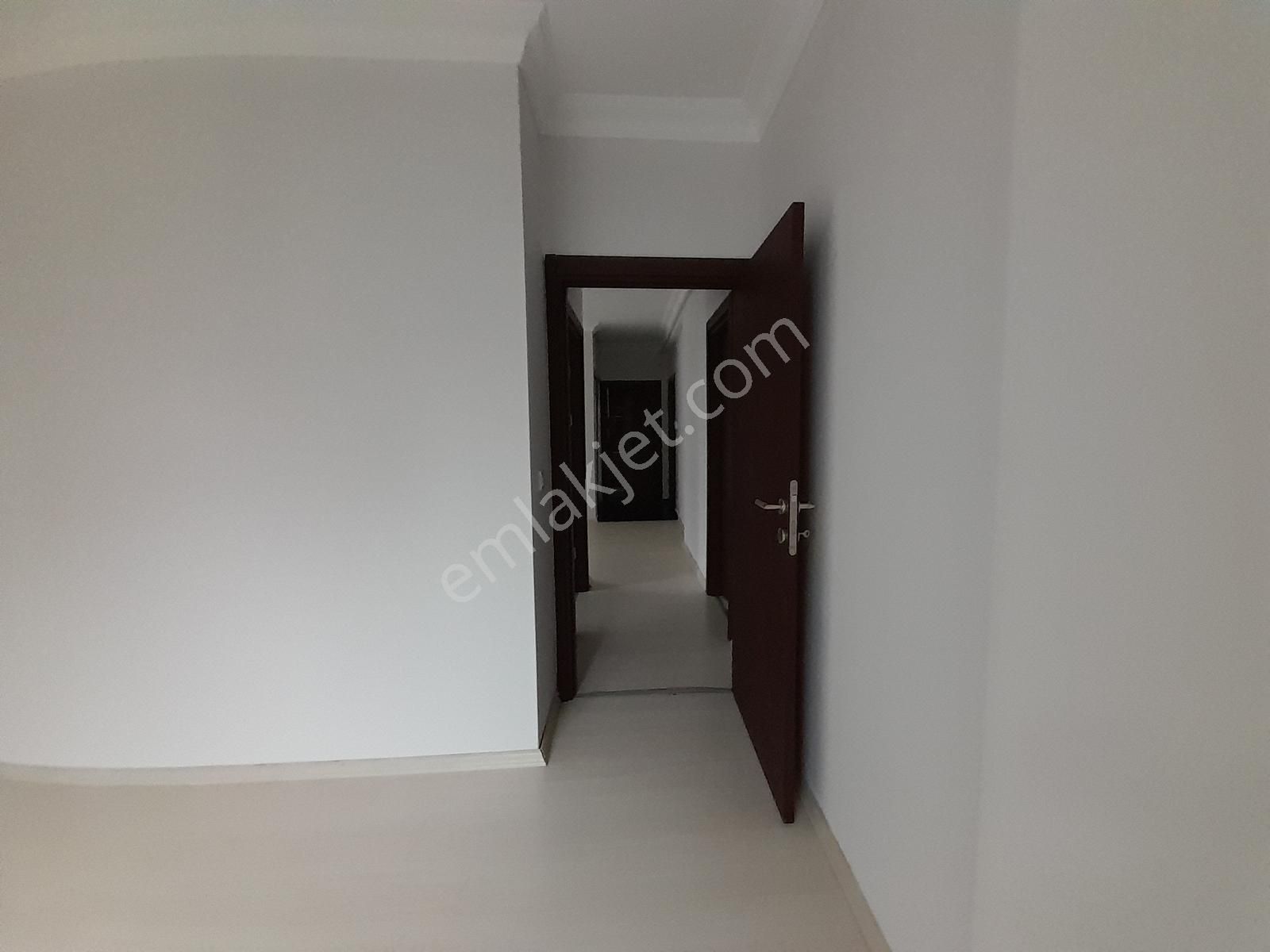 Butik Site Tarzında_elalmış Ve Hat Boyuna Çok Yakın_otoparklı - Görsel 15