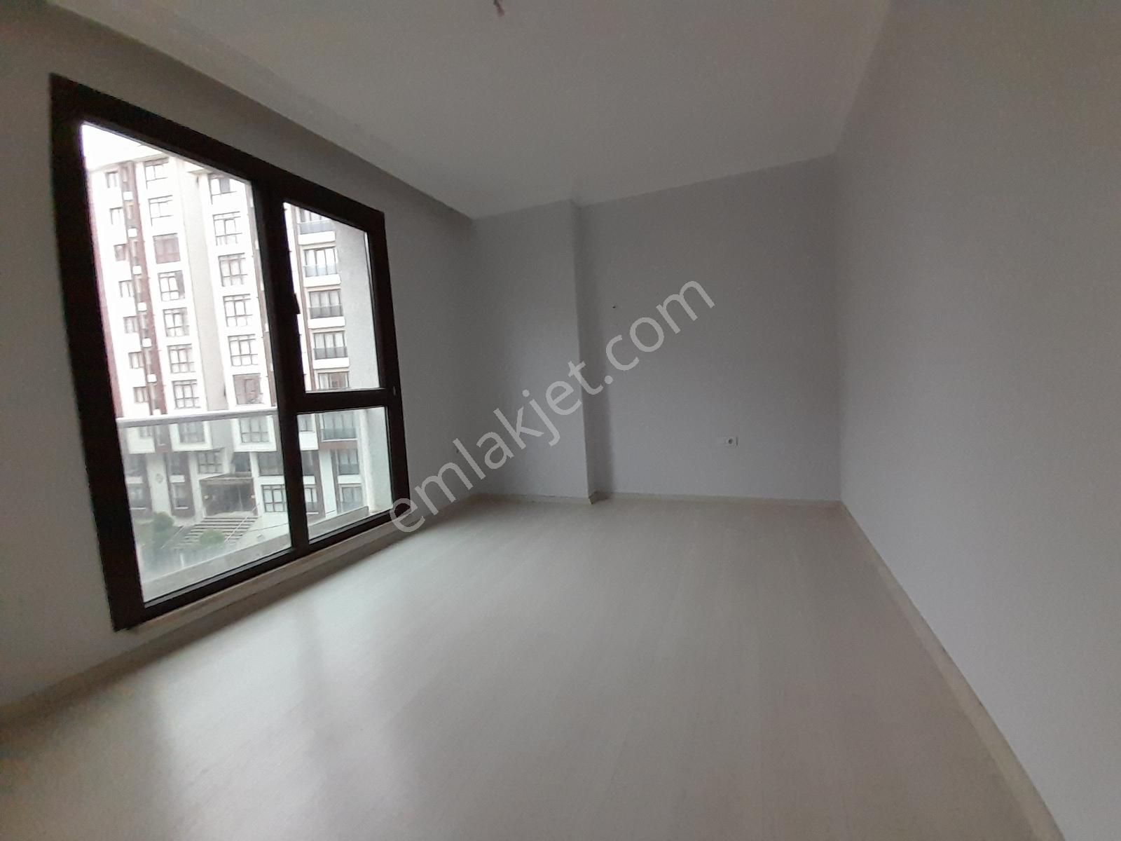 Butik Site Tarzında_elalmış Ve Hat Boyuna Çok Yakın_otoparklı - Görsel 23