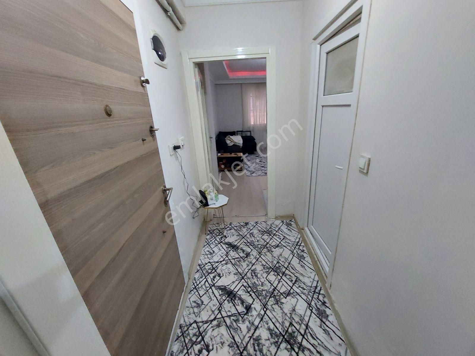 Mehmet Akifte Kiralık Yeni Bina 1+1 Bahçe Katı - Görsel 10