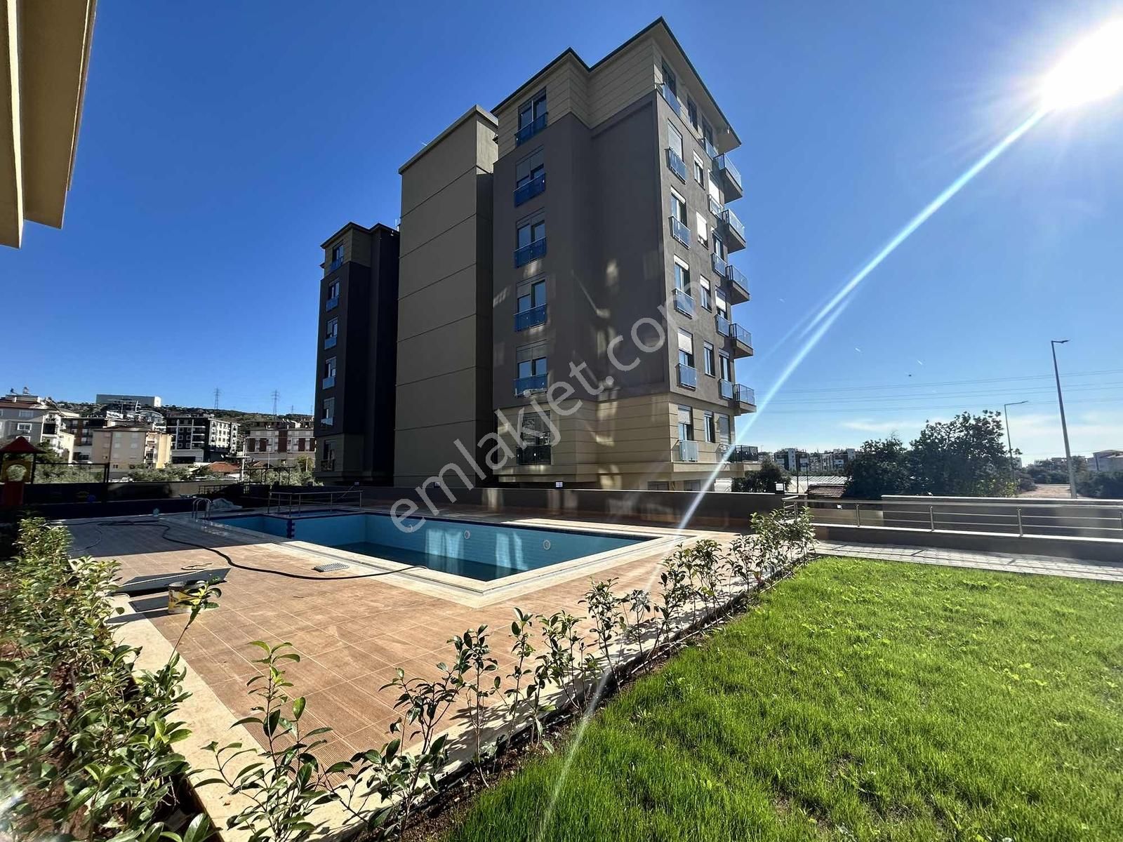 Göçerler'de Site İçi 2+1 Ebeveyn Banyolu Yerden Isıtmalı Havuzlu - Görsel 32