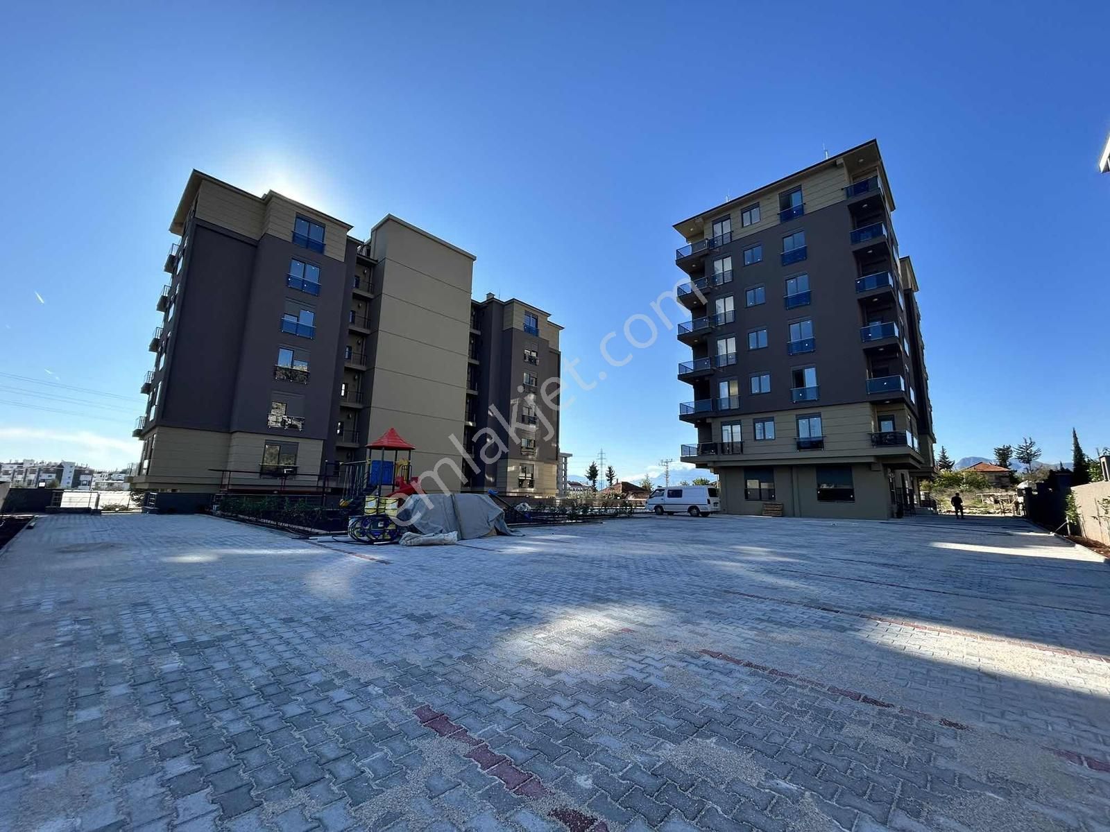 Göçerler'de Site İçi 2+1 Ebeveyn Banyolu Yerden Isıtmalı Havuzlu - Görsel 33