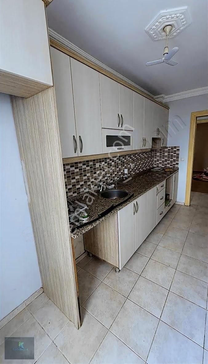 Gülyaka Mahallesinde 3+1 Arakat Önü Açık Kapalı Otoparklı - Görsel 12