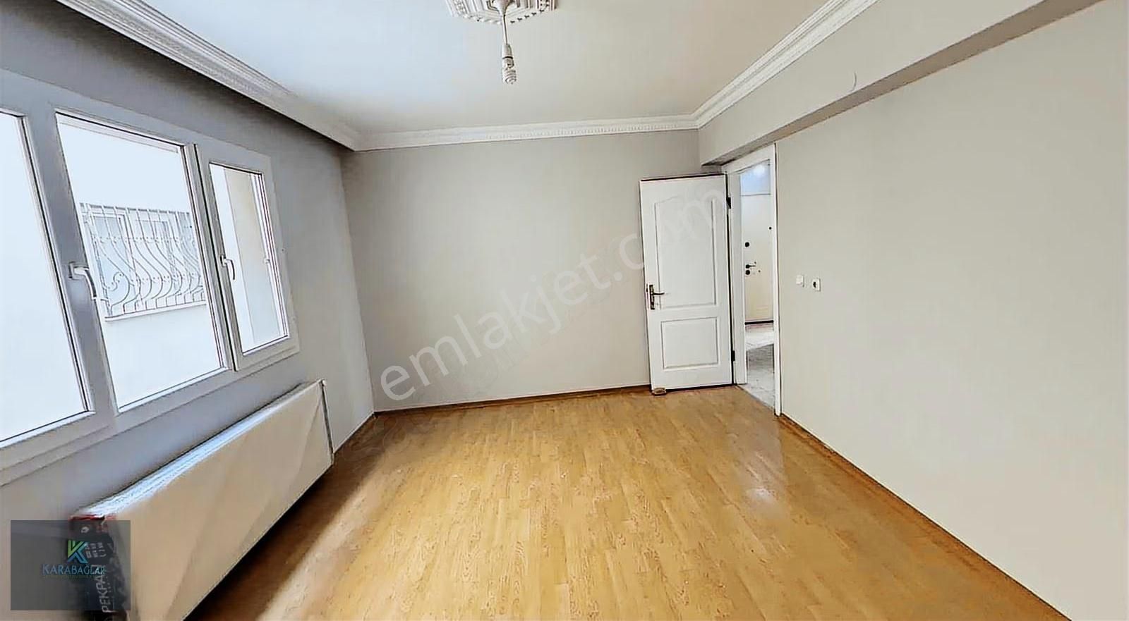 Gülyaka Mahallesinde 3+1 Arakat Önü Açık Kapalı Otoparklı