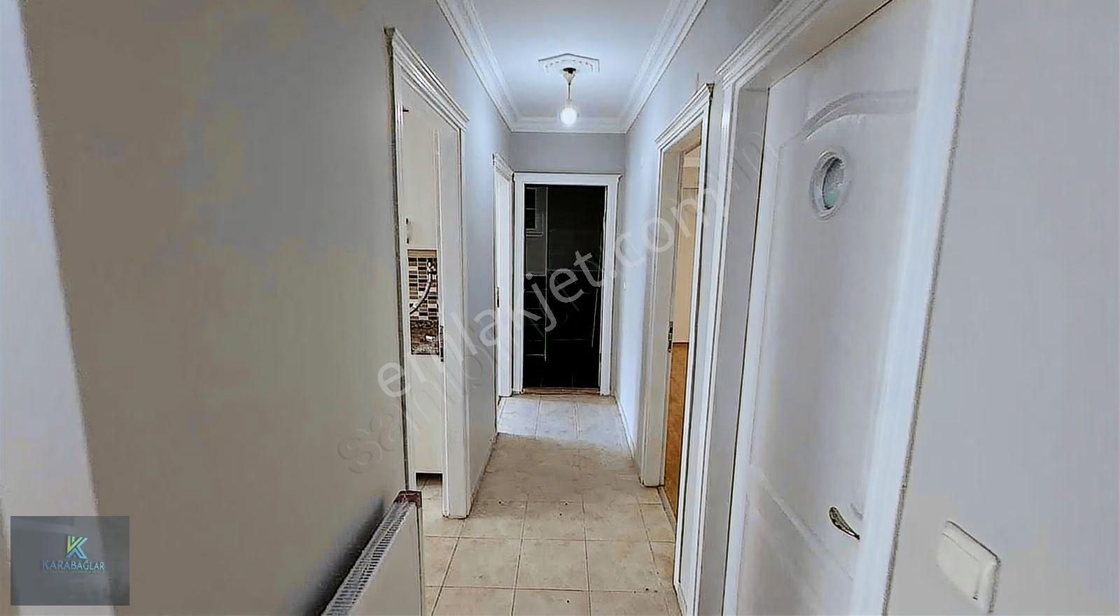 Gülyaka Mahallesinde 3+1 Arakat Önü Açık Kapalı Otoparklı - Görsel 8