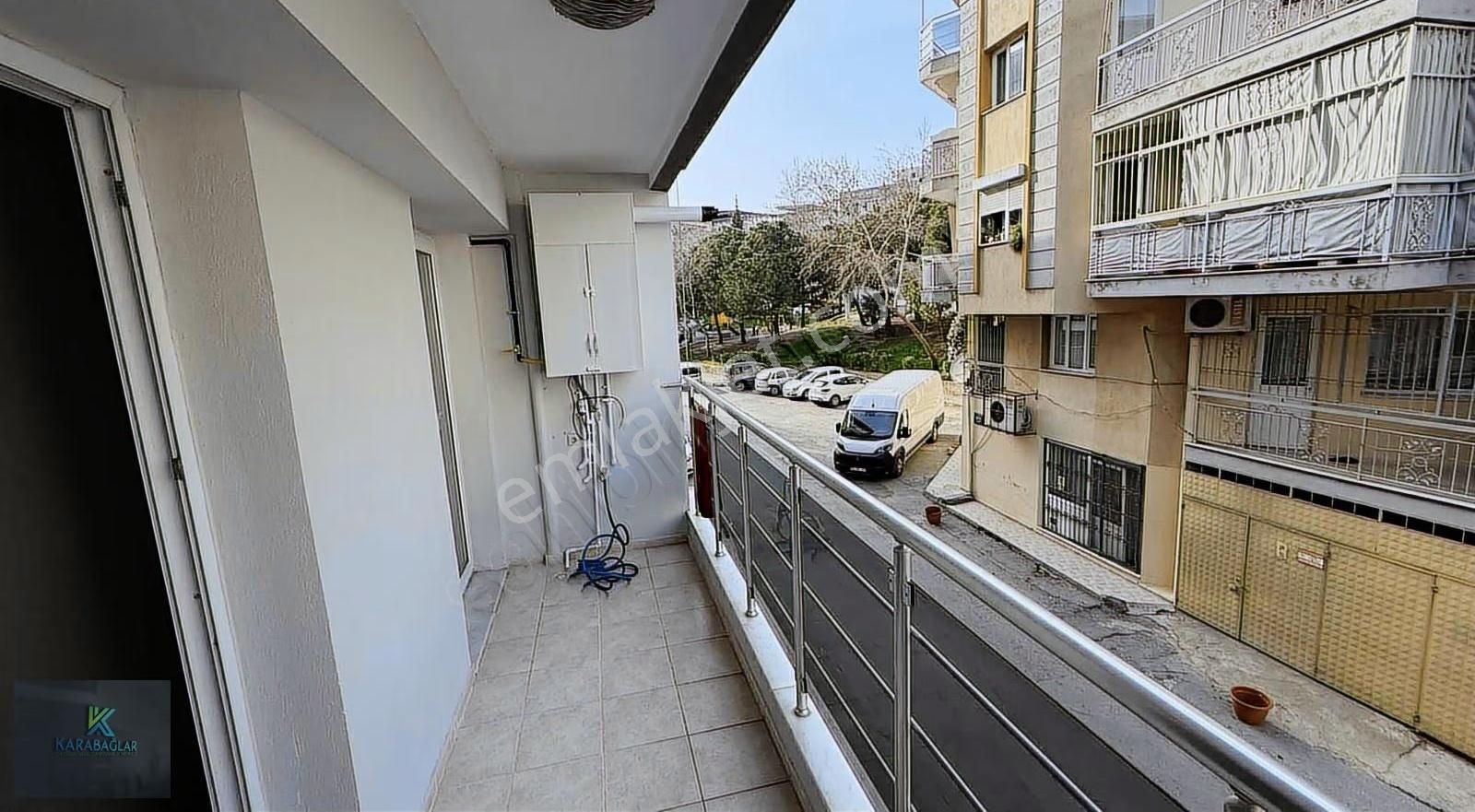 Gülyaka Mahallesinde 3+1 Arakat Önü Açık Kapalı Otoparklı - Görsel 11
