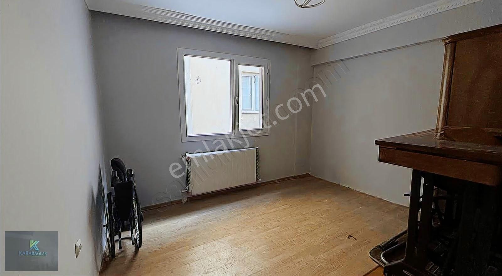 Gülyaka Mahallesinde 3+1 Arakat Önü Açık Kapalı Otoparklı - Görsel 19