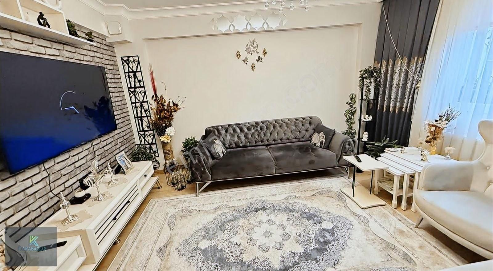 Sevgi Mahallesinde 3+1 Ebeveyn Banyo- Bahçeli Otoparklı