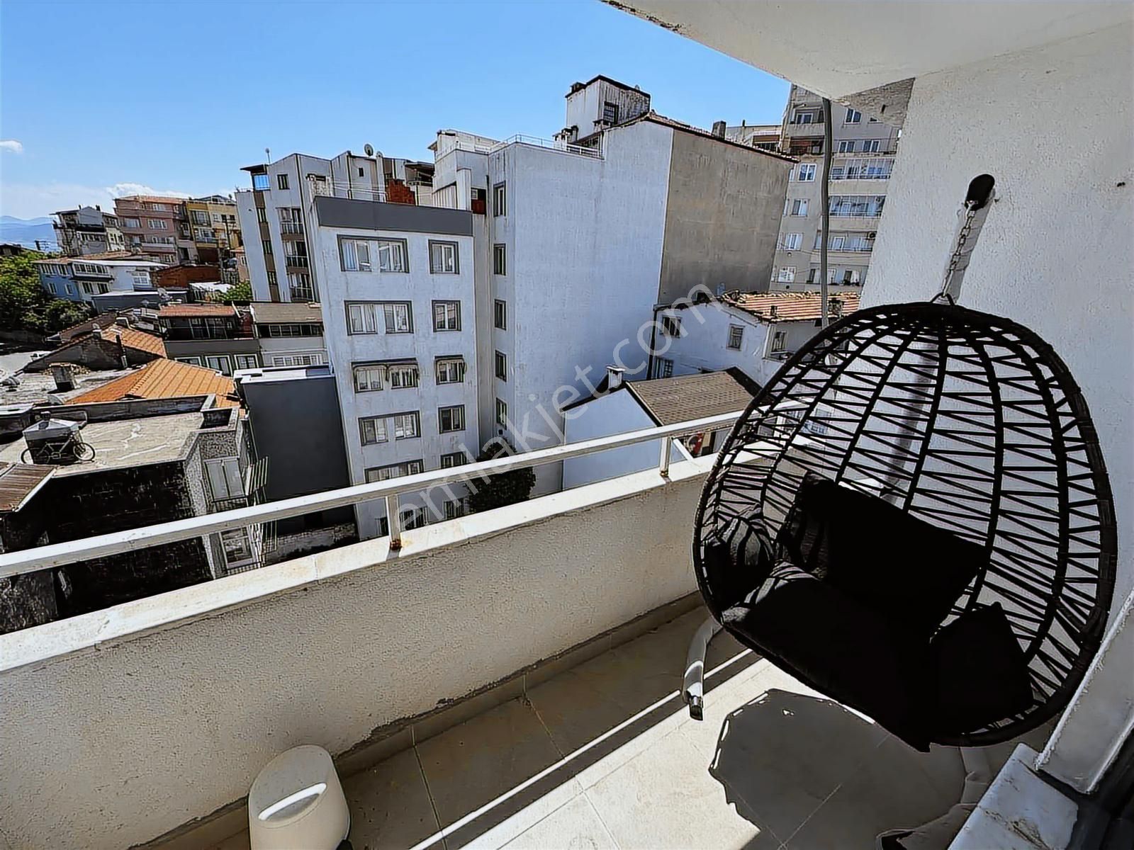 Koçak'tan Merkezi Konumda Deniz Manzaralı Fırsat Daire - Görsel 23