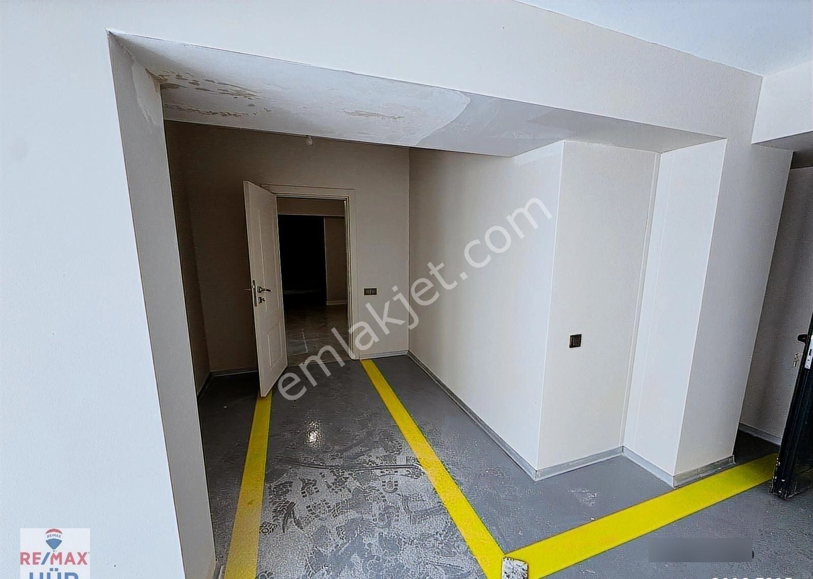 Serdivan Adatıp Arkasında Tripleks Lüks 5+1 Satılık Villa - Görsel 5