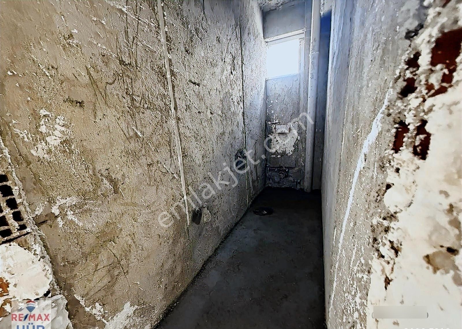 Ömer İnan Remax Hür Neviye Mah. 3+1 Satılık Daire - Görsel 5