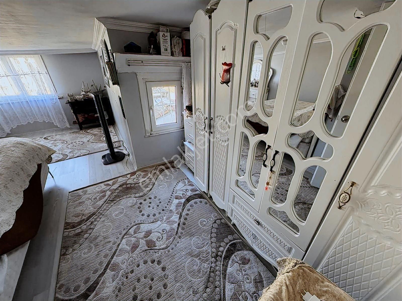 Sefaköyde 2 Ayrı Girişli Satılık 4+2 Dubleks Daire - Görsel 23