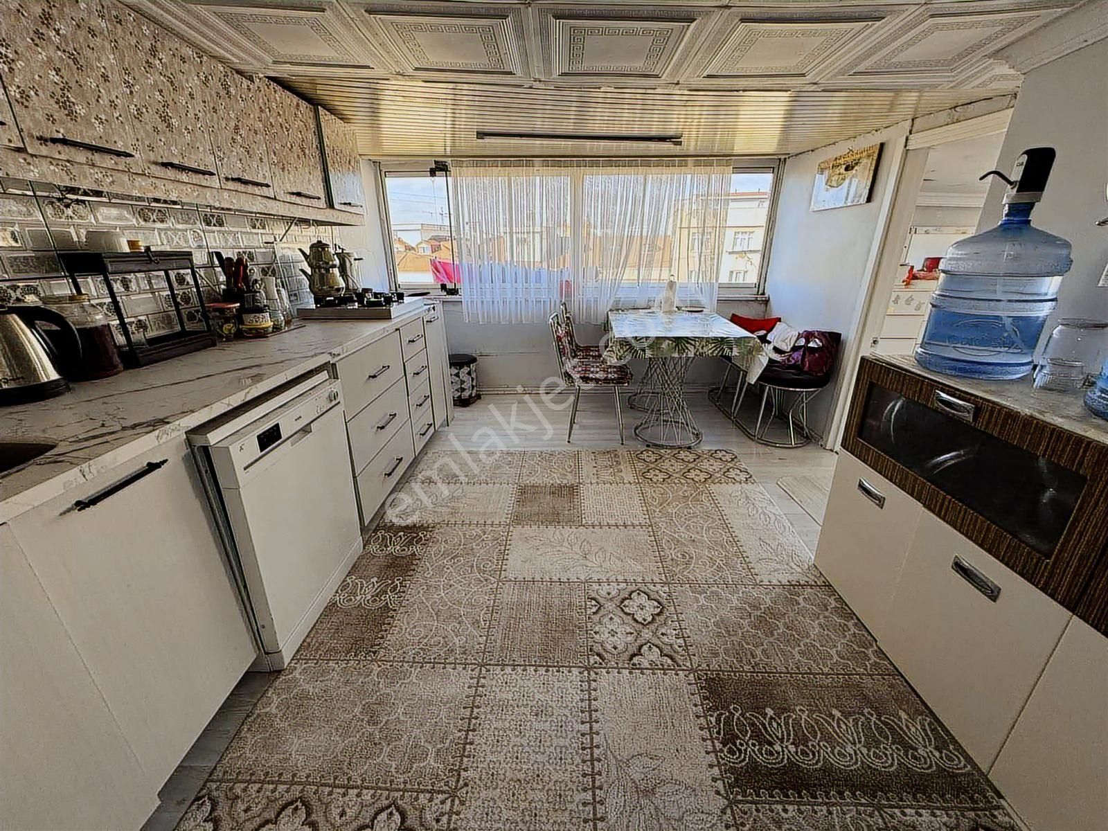 Sefaköyde 2 Ayrı Girişli Satılık 4+2 Dubleks Daire - Görsel 25