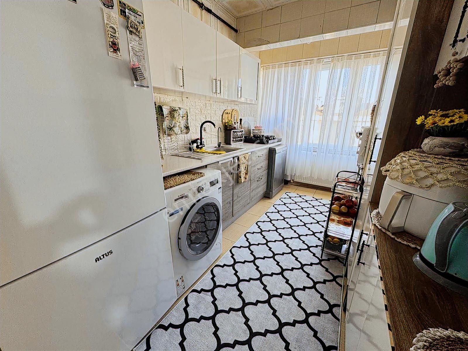 Sefaköyde 2 Ayrı Girişli Satılık 4+2 Dubleks Daire - Görsel 9