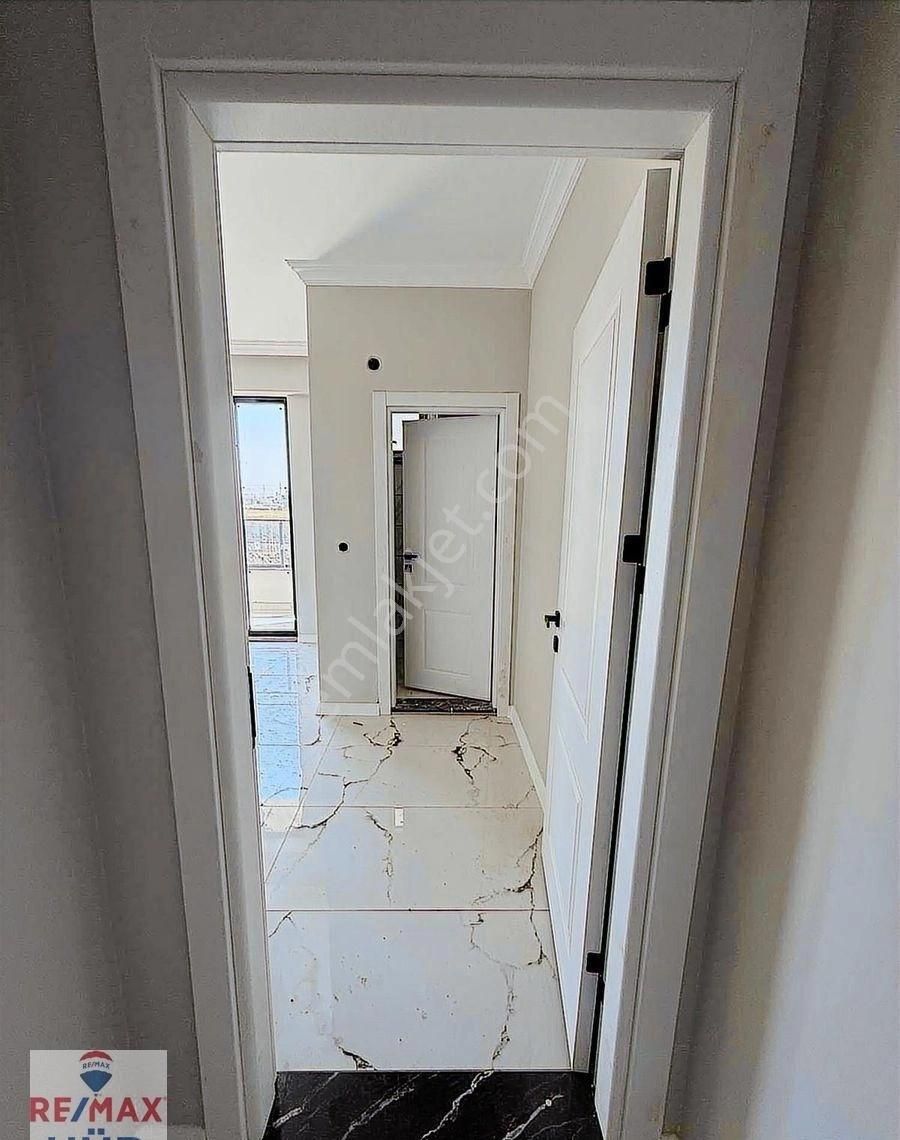 Ömer İnan Remax Hür Fatih Mah. 3+1 Sıfır Ferah Daire - Görsel 8