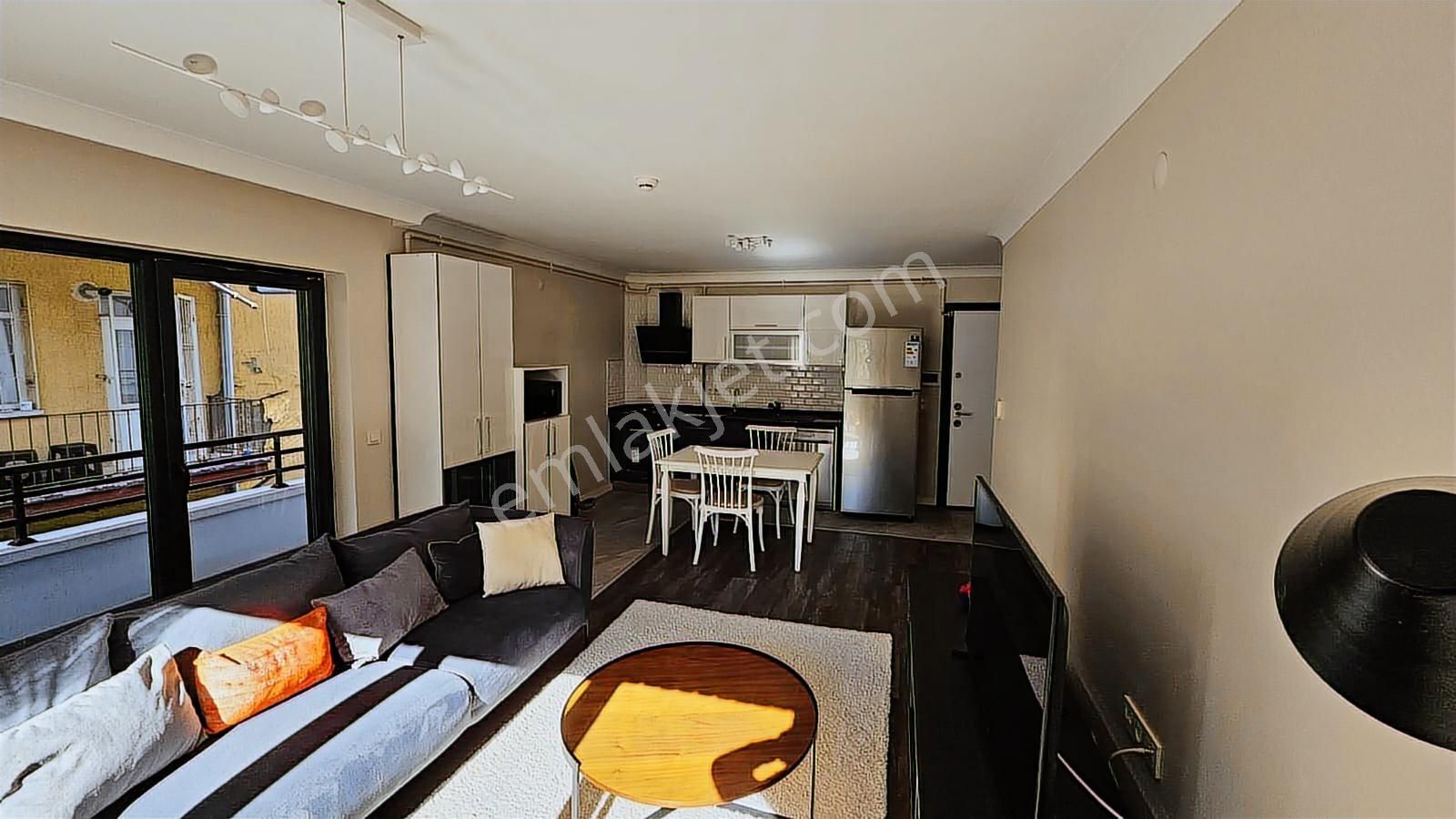 Arel'den Emek Yeni Bina Mobilyalı 1 Kat.poz.balkonlu Y.giriş 1+1 - Görsel 3