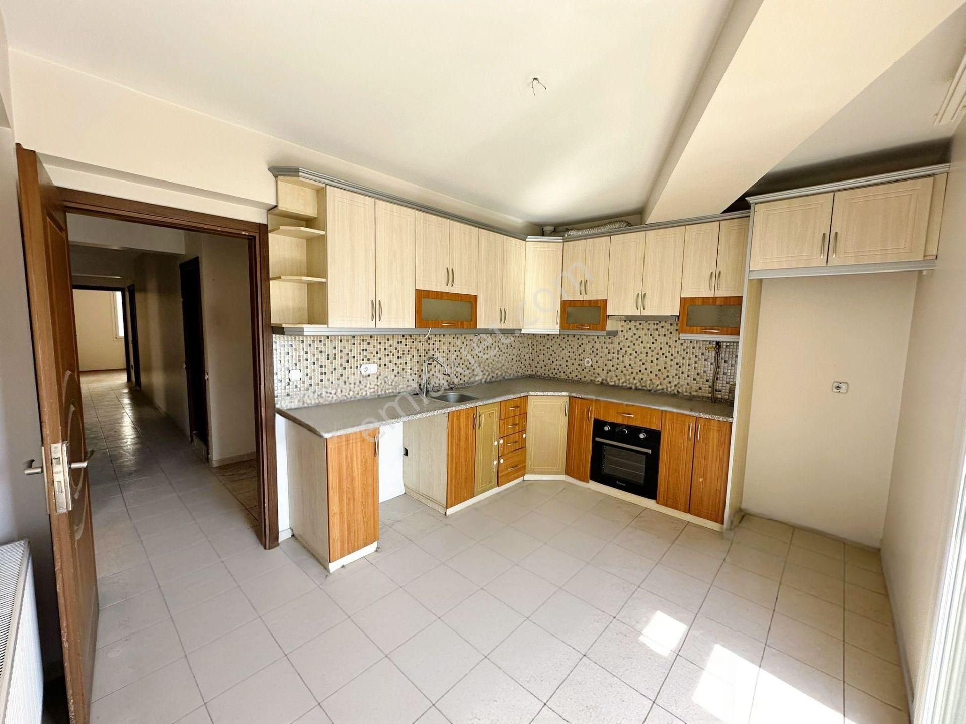 Startkey Vizyon'dan Hürriyet Mh.'de Ebeveyn Banyolu Satılık 4+1 - Görsel 4