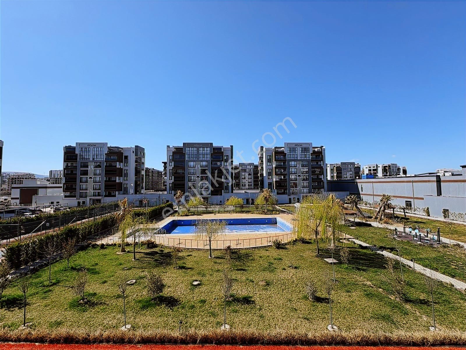 Remax Advantage Den Nilüferyum 1 Nci Etapta Kiralık Sıfır Daire - Görsel 3