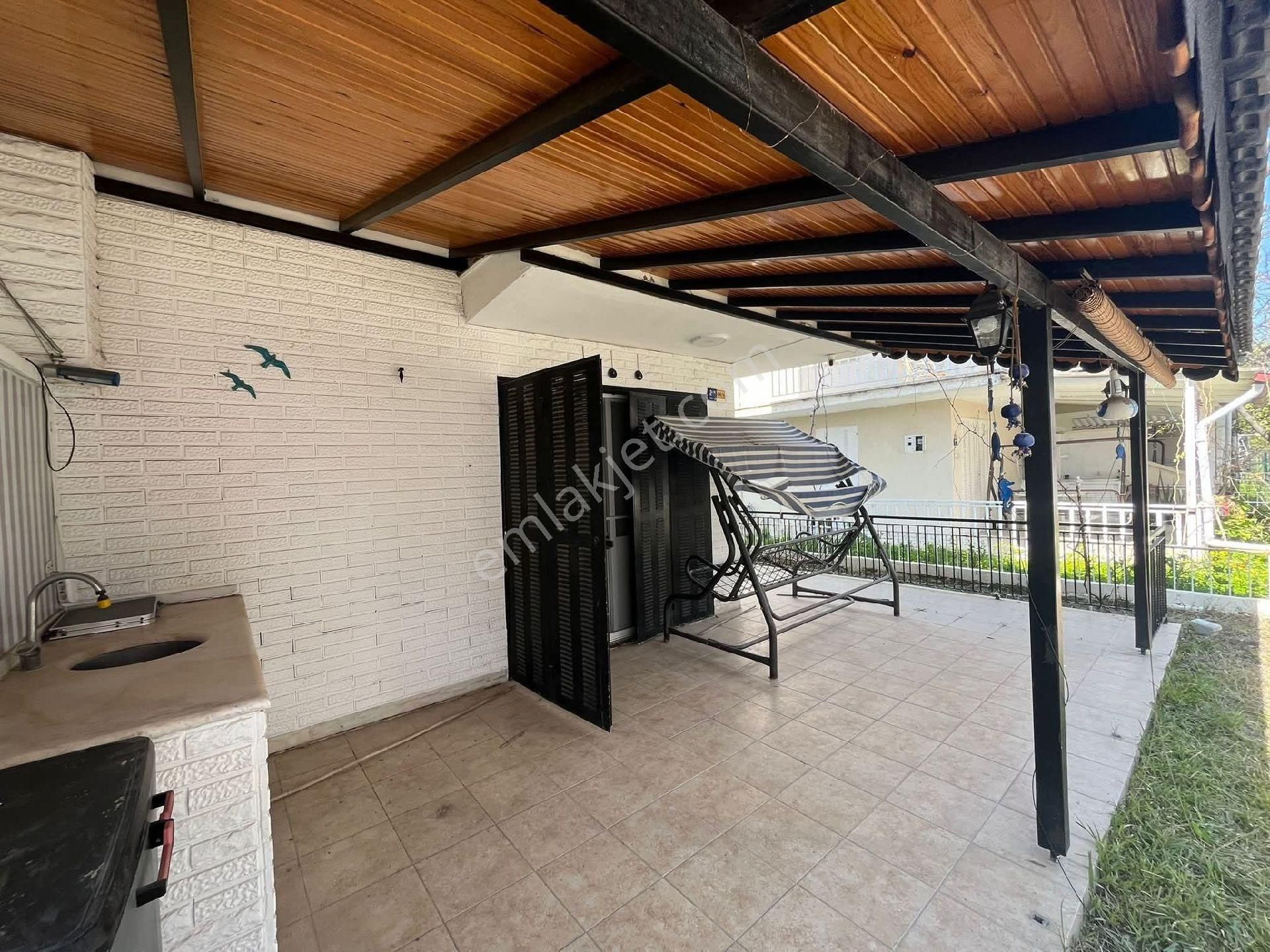 Denize Yakın 4+1 Masrafsız Villa - Görsel 3