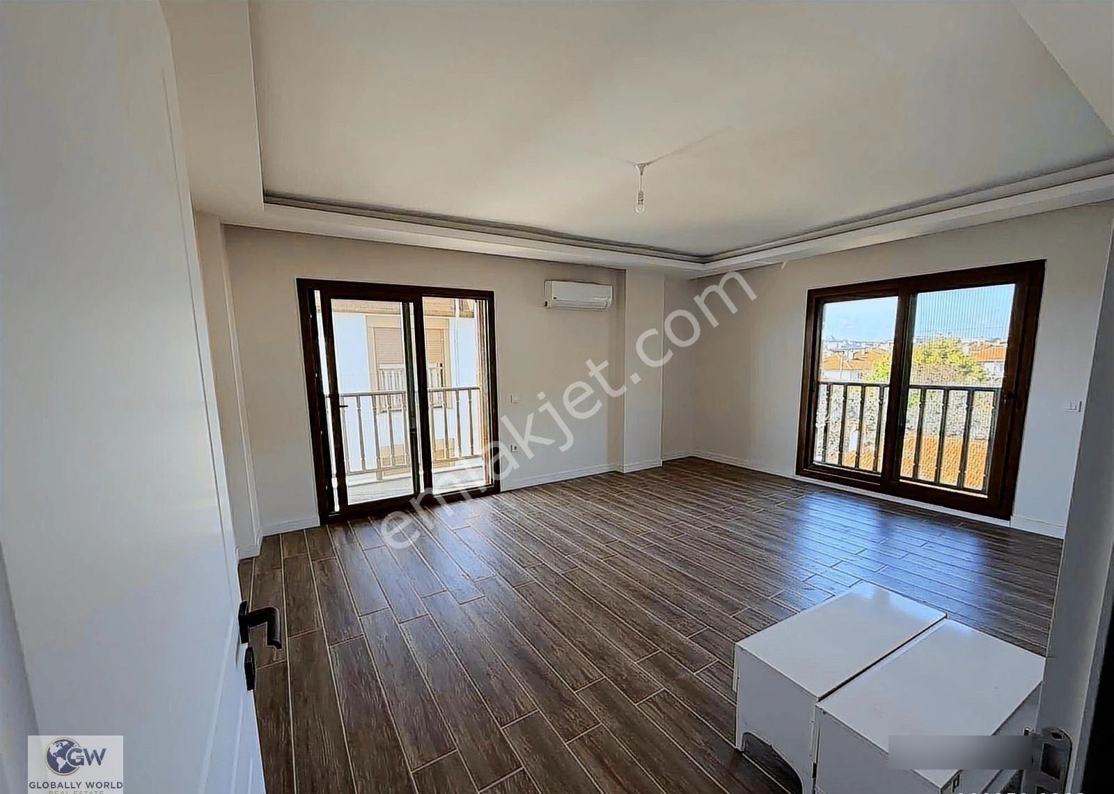 Ula Merkez Çarşıda Kiralık 2+1 Daire - Görsel 3