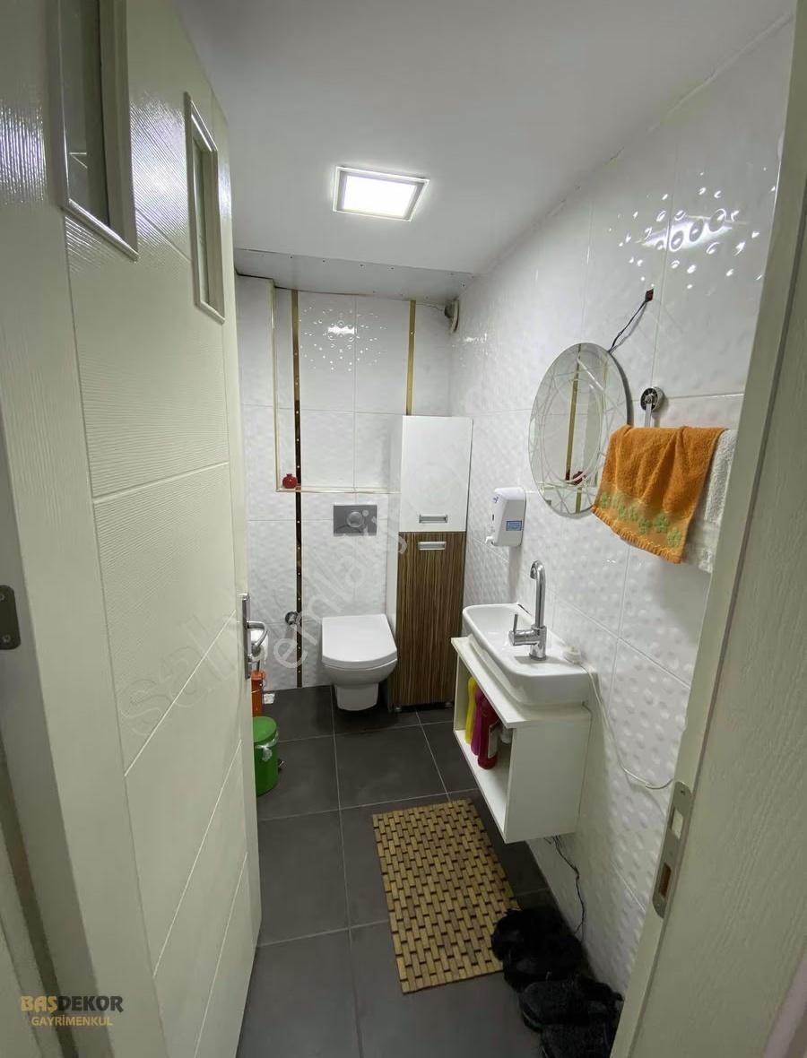 Yeni Camide Ana Cadde Üstünde 3+1 Büro - Görsel 35