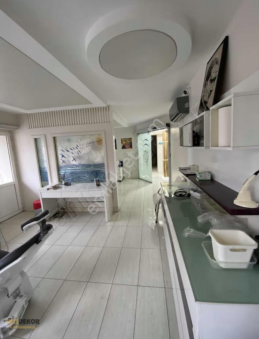 Yeni Camide Ana Cadde Üstünde 3+1 Büro - Görsel 25