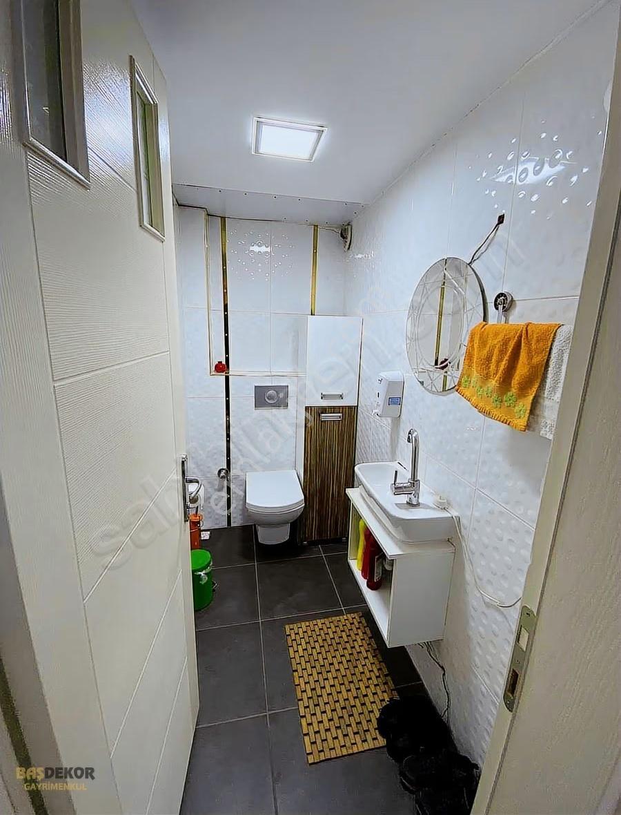 Yeni Camide Ana Cadde Üstünde 3+1 Büro - Görsel 26