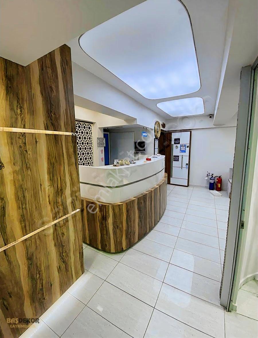 Yeni Camide Ana Cadde Üstünde 3+1 Büro - Görsel 17