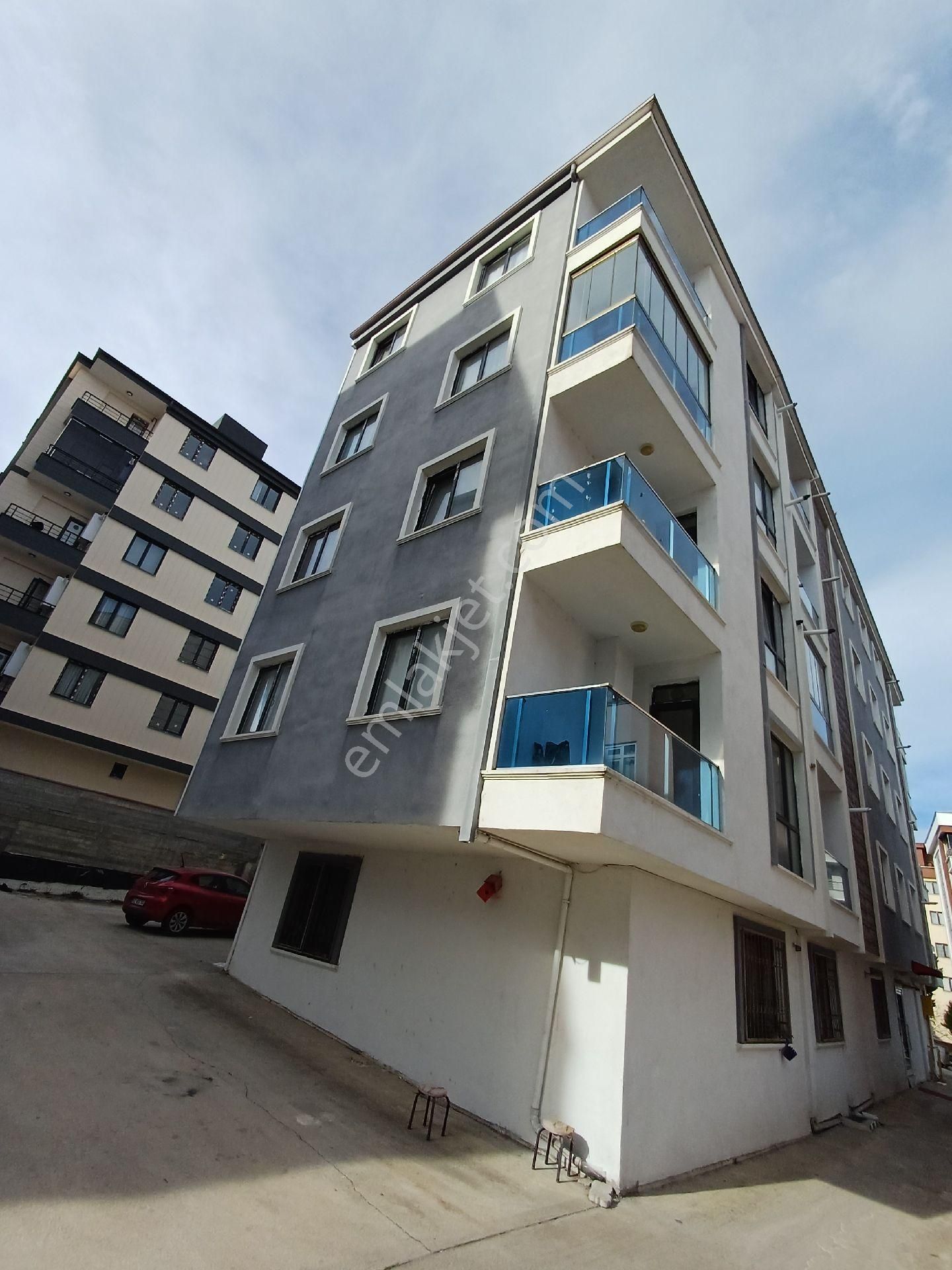 Körfez Tramvay Durağı 1.kat 2+1 Asansörlü - Görsel 23