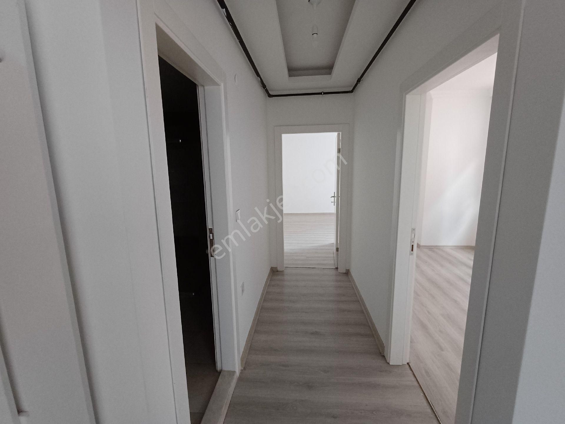 Körfez Tramvay Durağı 1.kat 2+1 Asansörlü - Görsel 15