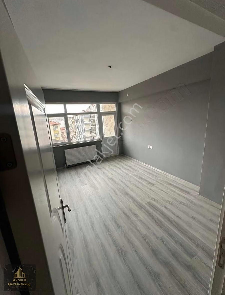 Belediyeevleri'nde İçi Full Yapılı Kiracılı 3+1 Daire - Görsel 5