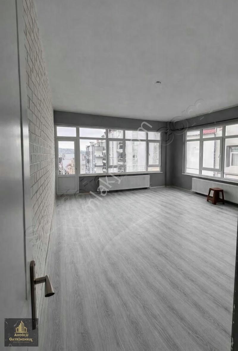 Belediyeevleri'nde İçi Full Yapılı Kiracılı 3+1 Daire