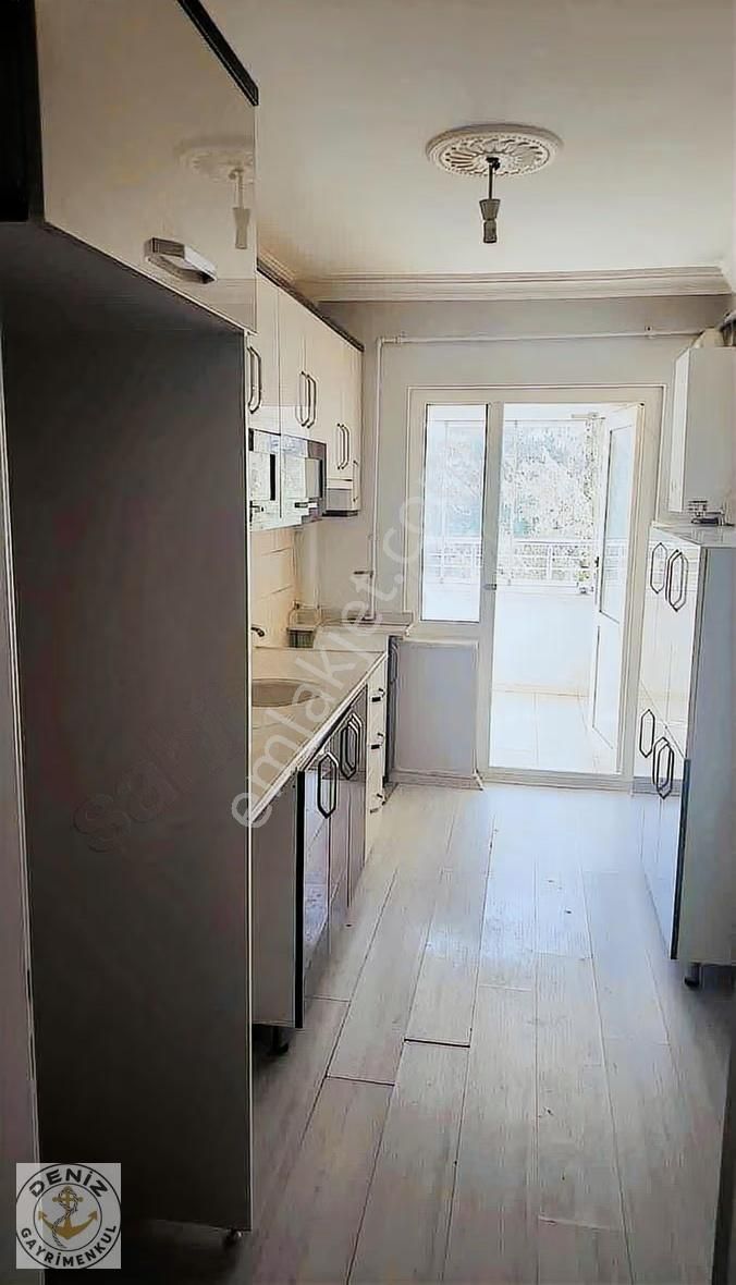 Deniz Gayrimenkul'den İlksan Toki'de Arakat Satılık Daire