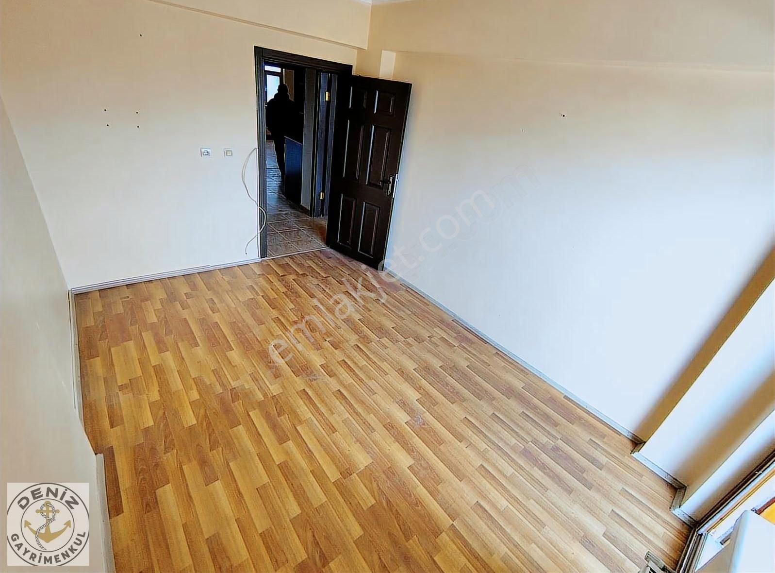 Park Manzaralı Ara Kat Trene Yakın Merkezde 3+1 Daire - Görsel 23