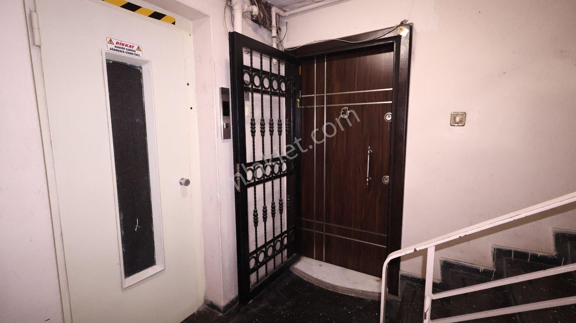 Göztepe Kiralık 3+1 Yalı Dairesi Deniz Manzaralı - Görsel 5