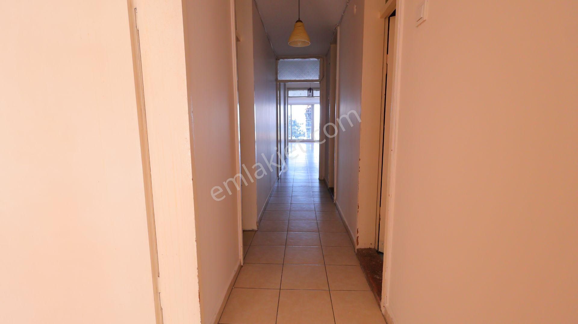 Göztepe Kiralık 3+1 Yalı Dairesi Deniz Manzaralı - Görsel 26