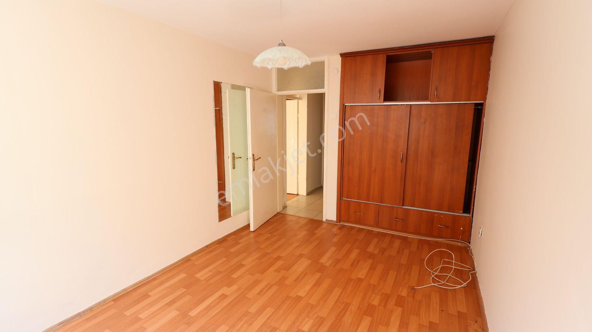 Göztepe Kiralık 3+1 Yalı Dairesi Deniz Manzaralı - Görsel 25