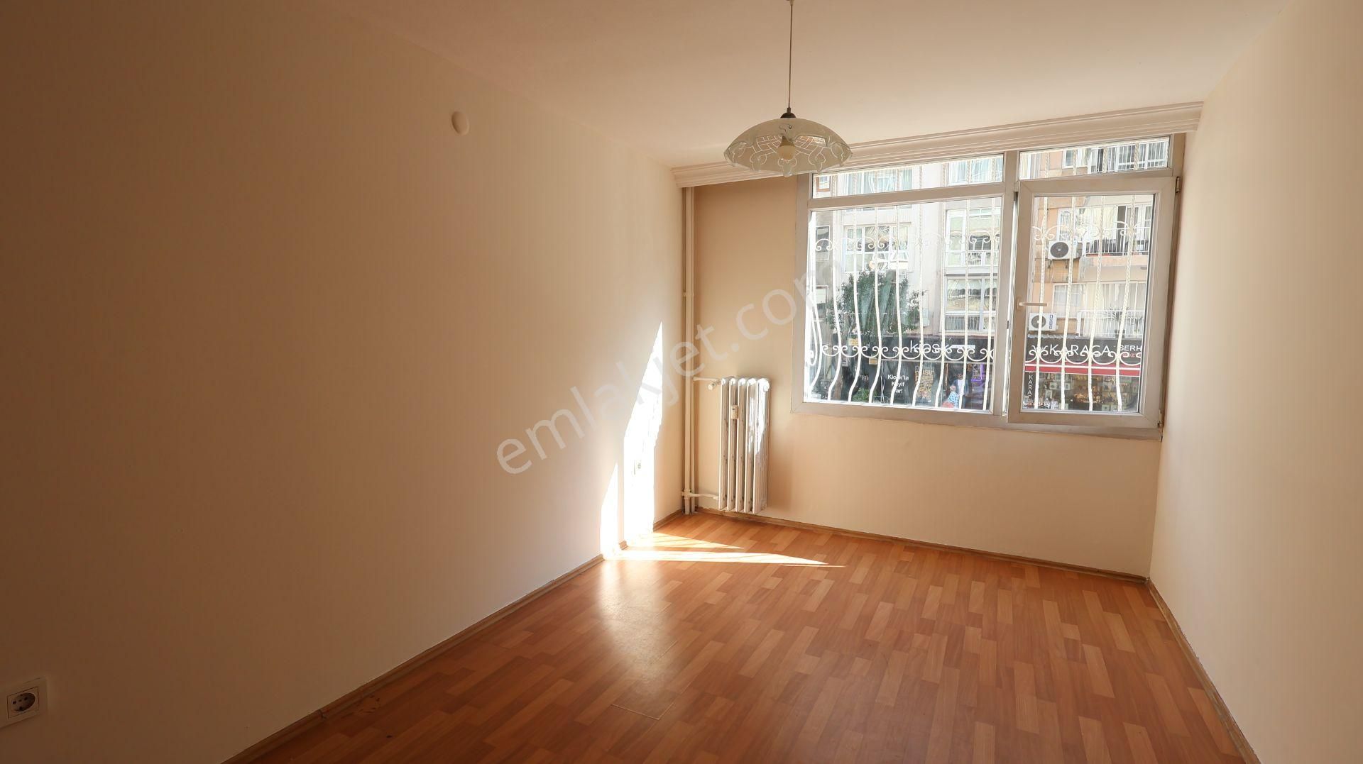 Göztepe Kiralık 3+1 Yalı Dairesi Deniz Manzaralı - Görsel 22