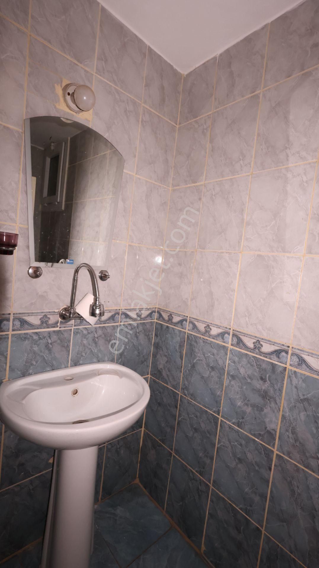Göztepe Kiralık 3+1 Yalı Dairesi Deniz Manzaralı - Görsel 30