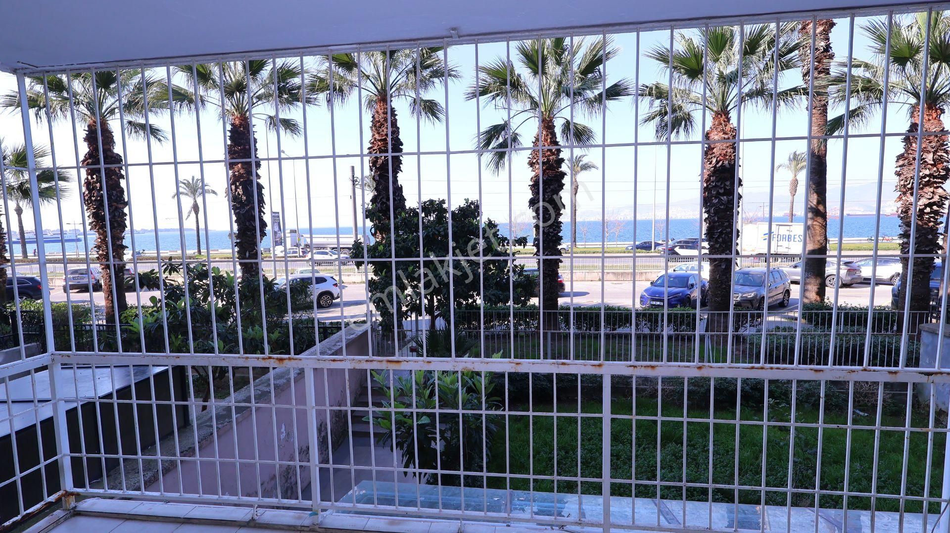 Göztepe Kiralık 3+1 Yalı Dairesi Deniz Manzaralı - Görsel 12